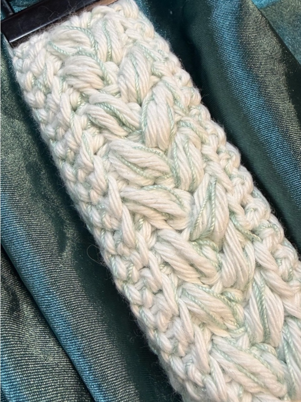 Chunky Cream Cable Knit Scarf with Pale Mint Threading